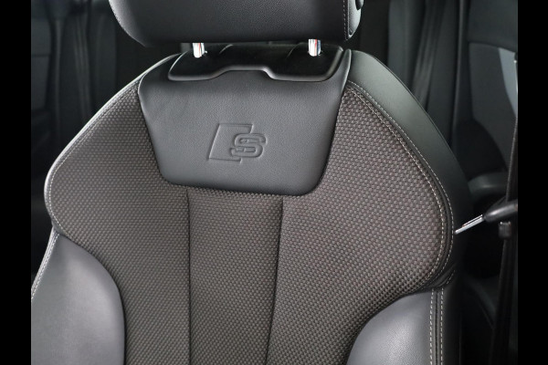 Audi A4 Avant 35 TFSI S edition Competition 150 pk S-tronic | Private lease vanaf € 751,- per maand | Verlengde garantie | Navigatie | Parkeersensoren | Stoelverwarming | S-Line |