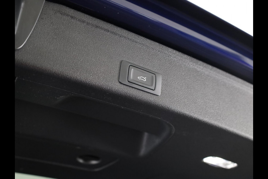 Audi A4 Avant 35 TFSI S edition Competition 150 pk S-tronic | Private lease vanaf € 751,- per maand | Verlengde garantie | Navigatie | Parkeersensoren | Stoelverwarming | S-Line |