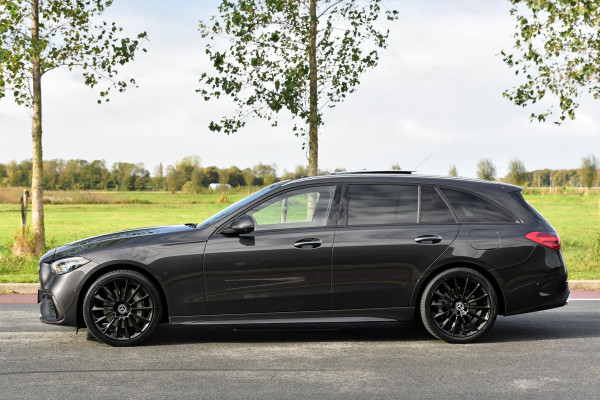 Mercedes-Benz C-Klasse Estate 300 e AMG Premium Plus. Pano, Memory, Distro+, HUD, 360 3D, Trekh, Burm, Keyless, Digital, Stuurvw! Mercedes-Benz C-Klasse Estate 300 e AMG Premium Plus. Pano, Memory, Distro+, HUD, 360 3D, Trekh, Burm, Keyless, Digital, Stuurvw!