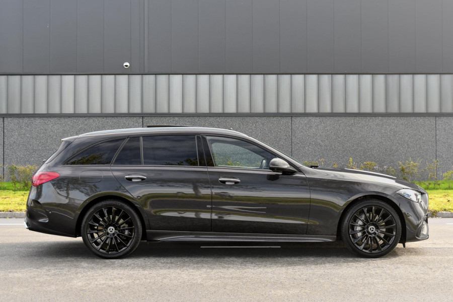 Mercedes-Benz C-Klasse Estate 300 e AMG Premium Plus. Pano, Memory, Distro+, HUD, 360 3D, Trekh, Burm, Keyless, Digital, Stuurvw! Mercedes-Benz C-Klasse Estate 300 e AMG Premium Plus. Pano, Memory, Distro+, HUD, 360 3D, Trekh, Burm, Keyless, Digital, Stuurvw!