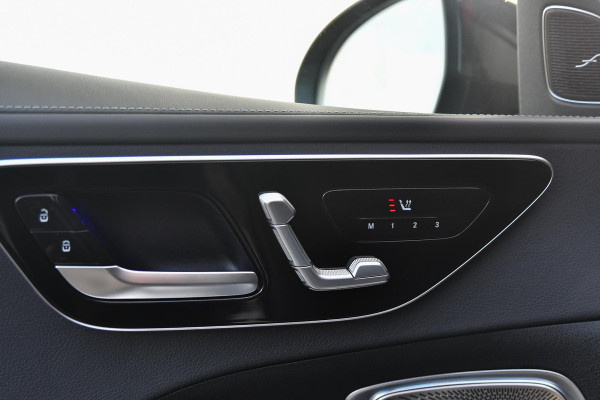 Mercedes-Benz C-Klasse Estate 300 e AMG Premium Plus. Pano, Memory, Distro+, HUD, 360 3D, Trekh, Burm, Keyless, Digital, Stuurvw! Mercedes-Benz C-Klasse Estate 300 e AMG Premium Plus. Pano, Memory, Distro+, HUD, 360 3D, Trekh, Burm, Keyless, Digital, Stuurvw!