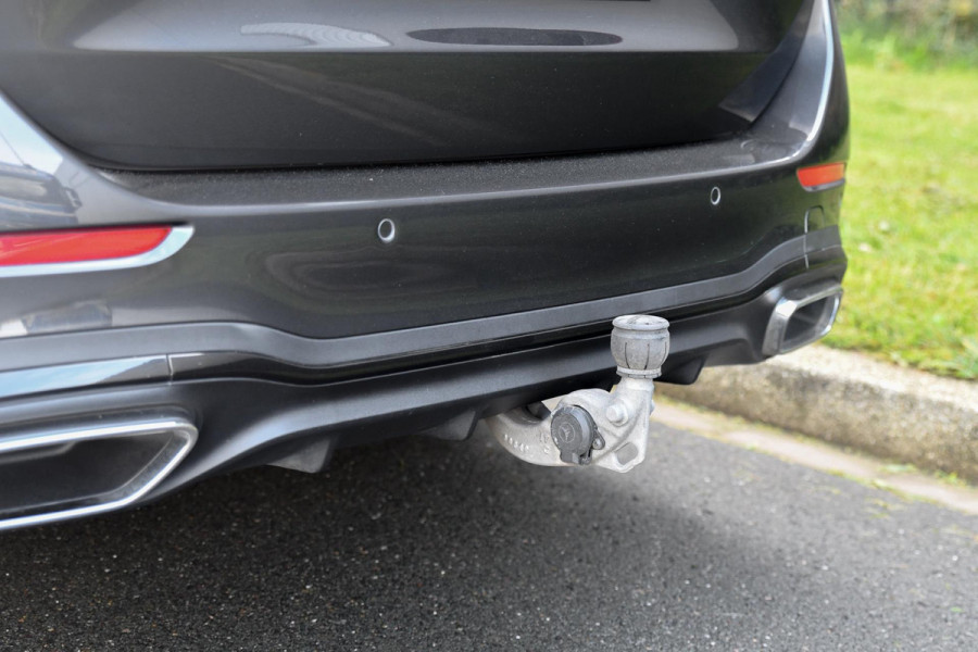 Mercedes-Benz C-Klasse Estate 300 e AMG Premium Plus. Pano, Memory, Distro+, HUD, 360 3D, Trekh, Burm, Keyless, Digital, Stuurvw! Mercedes-Benz C-Klasse Estate 300 e AMG Premium Plus. Pano, Memory, Distro+, HUD, 360 3D, Trekh, Burm, Keyless, Digital, Stuurvw!