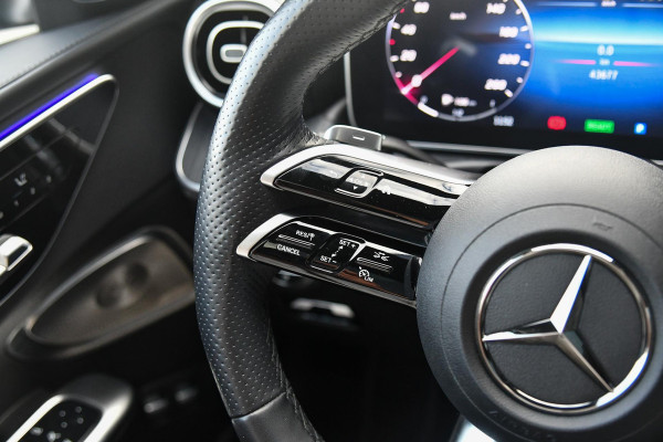 Mercedes-Benz C-Klasse Estate 300 e AMG Premium Plus. Pano, Memory, Distro+, HUD, 360 3D, Trekh, Burm, Keyless, Digital, Stuurvw! Mercedes-Benz C-Klasse Estate 300 e AMG Premium Plus. Pano, Memory, Distro+, HUD, 360 3D, Trekh, Burm, Keyless, Digital, Stuurvw!
