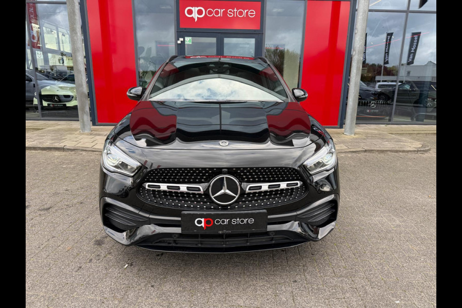 Mercedes-Benz GLA 250 e Business Solution AMG Limited/ Panorama Mercedes-Benz GLA 250 e Business Solution AMG Limited/ Panorama