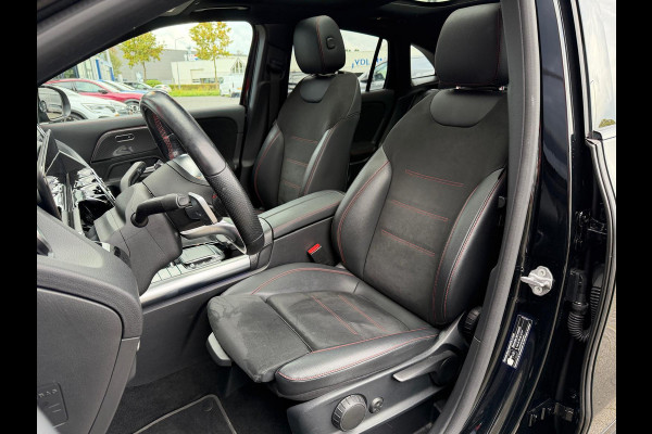 Mercedes-Benz GLA 250 e Business Solution AMG Limited/ Panorama Mercedes-Benz GLA 250 e Business Solution AMG Limited/ Panorama