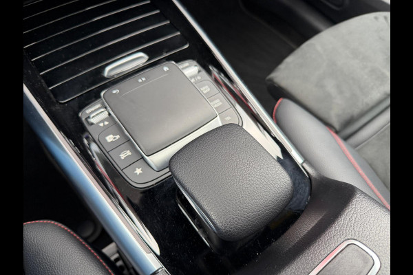 Mercedes-Benz GLA 250 e Business Solution AMG Limited/ Panorama Mercedes-Benz GLA 250 e Business Solution AMG Limited/ Panorama