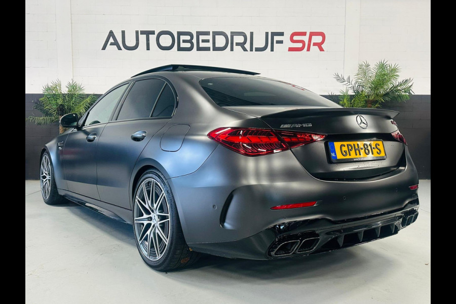 Mercedes-Benz C-Klasse AMG 63 C63 C63s Performance Panoramadak! Sfeerverlichting! Burmester! Vol opties!