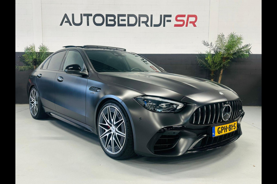 Mercedes-Benz C-Klasse AMG 63 C63 C63s Performance Panoramadak! Sfeerverlichting! Burmester! Vol opties!
