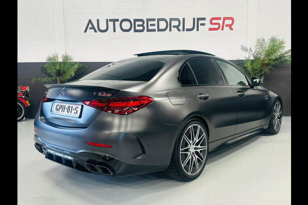 Mercedes-Benz C-Klasse AMG 63 C63 C63s Performance Panoramadak! Sfeerverlichting! Burmester! Vol opties!