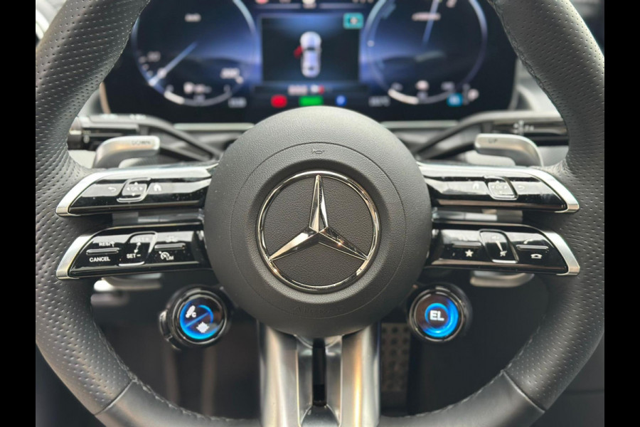 Mercedes-Benz C-Klasse AMG 63 C63 C63s Performance Panoramadak! Sfeerverlichting! Burmester! Vol opties!