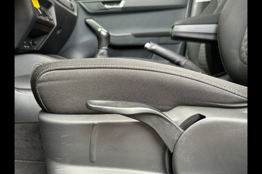 Škoda Fabia Combi 1.0 TSI Drive Navi Airco PDC Škoda Fabia Combi 1.0 TSI Drive Navi Airco PDC