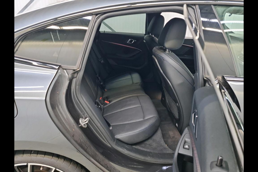 BMW 2 Serie Gran Coupé 218i Aut. M Sport High Executive | Navi | Camera | Live Cockpit | BMW 2 Serie Gran Coupé 218i Aut. M Sport High Executive | Navi | Camera | Live Cockpit |