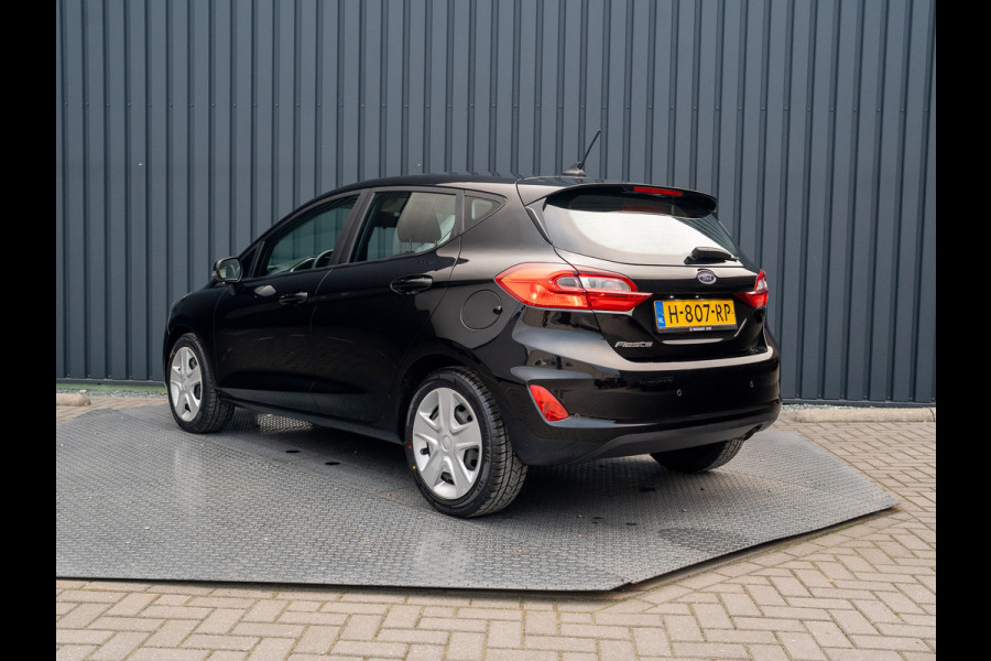 Ford Fiesta 1.0 EcoBoost Connected | Navi | Parkeersensoren | All Season banden | Prijs Rijklaar!!