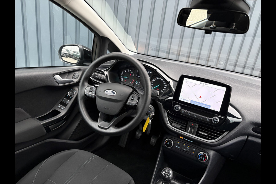 Ford Fiesta 1.0 EcoBoost Connected | Navi | Parkeersensoren | All Season banden | Prijs Rijklaar!!