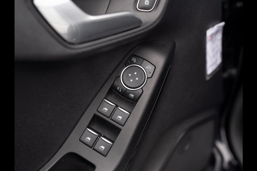 Ford Fiesta 1.0 EcoBoost Connected | Navi | Parkeersensoren | All Season banden | Prijs Rijklaar!!