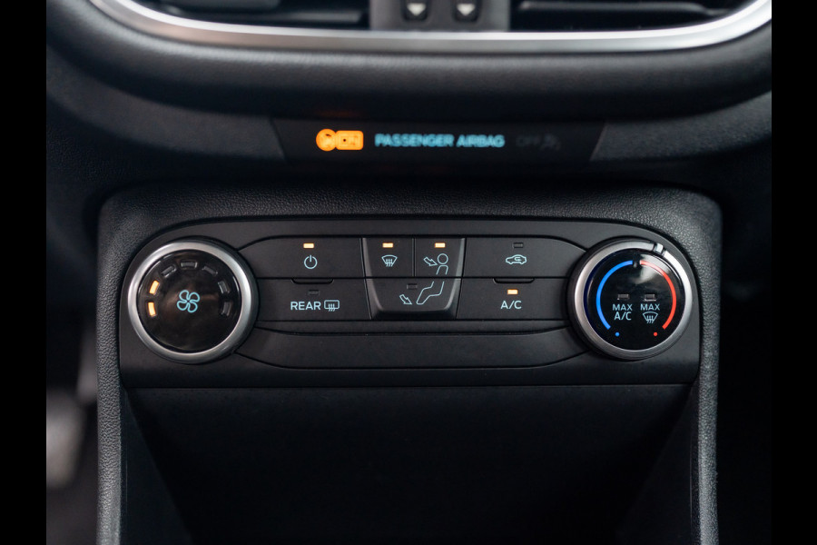Ford Fiesta 1.0 EcoBoost Connected | Navi | Parkeersensoren | All Season banden | Prijs Rijklaar!!