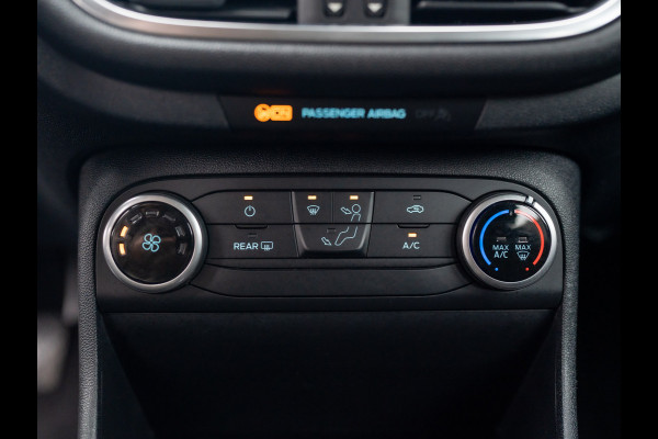 Ford Fiesta 1.0 EcoBoost Connected | Navi | Parkeersensoren | All Season banden | Prijs Rijklaar!!