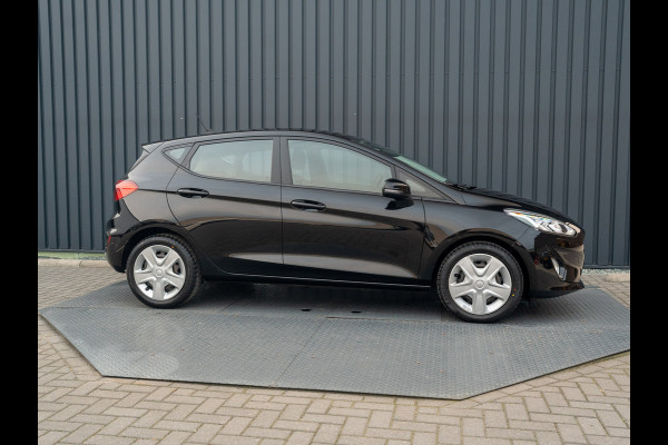 Ford Fiesta 1.0 EcoBoost Connected | Navi | Parkeersensoren | All Season banden | Prijs Rijklaar!!