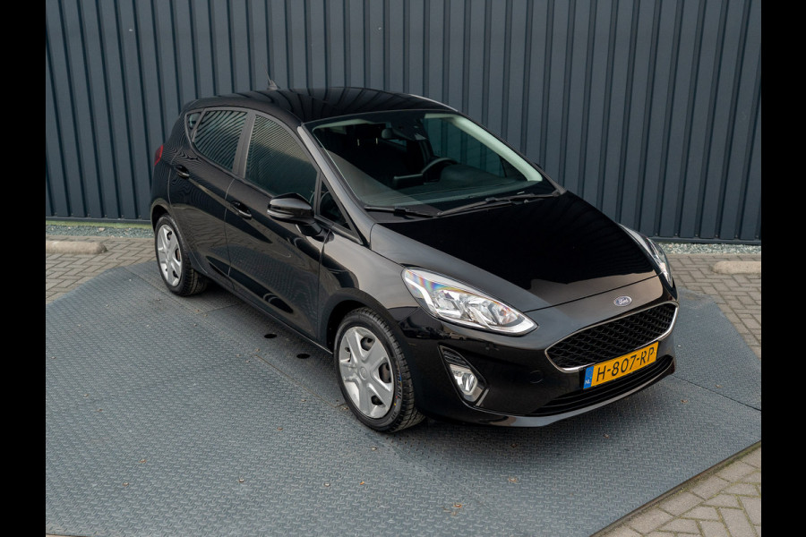 Ford Fiesta 1.0 EcoBoost Connected | Navi | Parkeersensoren | All Season banden | Prijs Rijklaar!!