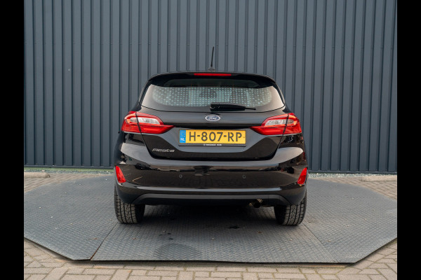 Ford Fiesta 1.0 EcoBoost Connected | Navi | Parkeersensoren | All Season banden | Prijs Rijklaar!!