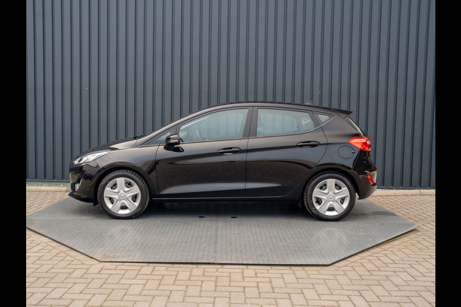 Ford Fiesta 1.0 EcoBoost Connected | Navi | Parkeersensoren | All Season banden | Prijs Rijklaar!!