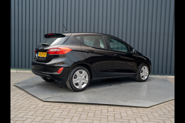 Ford Fiesta 1.0 EcoBoost Connected | Navi | Parkeersensoren | All Season banden | Prijs Rijklaar!!