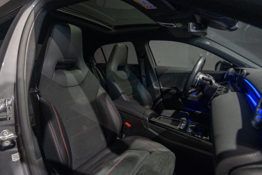 Mercedes-Benz A-Klasse 180 AMG Line | 360 | Memory | Sfeer | Hud Mercedes-Benz A-Klasse 180 AMG Line | 360 | Memory | Sfeer | Hud