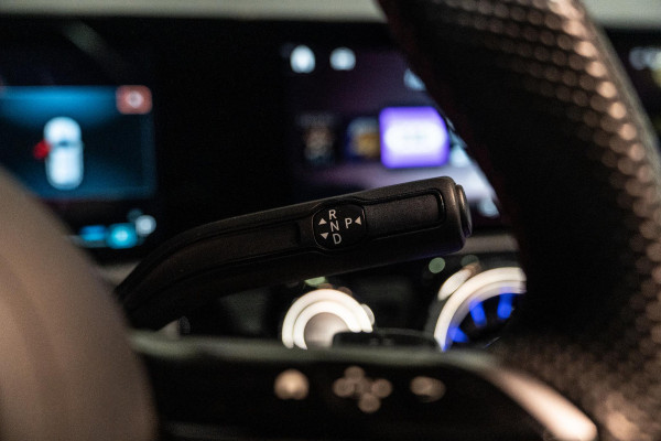 Mercedes-Benz A-Klasse 180 AMG Line | 360 | Memory | Sfeer | Hud Mercedes-Benz A-Klasse 180 AMG Line | 360 | Memory | Sfeer | Hud