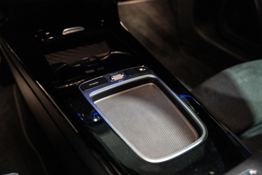 Mercedes-Benz A-Klasse 180 AMG Line | 360 | Memory | Sfeer | Hud Mercedes-Benz A-Klasse 180 AMG Line | 360 | Memory | Sfeer | Hud