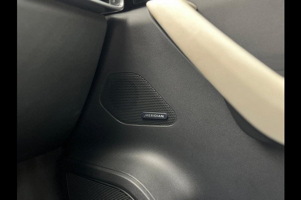 Jaguar F-Pace 2.0t AWD R-Sport, Automaat, Pano, Camera, Cruise, Median, Memory Jaguar F-Pace 2.0t AWD R-Sport, Automaat, Pano, Camera, Cruise, Median, Memory