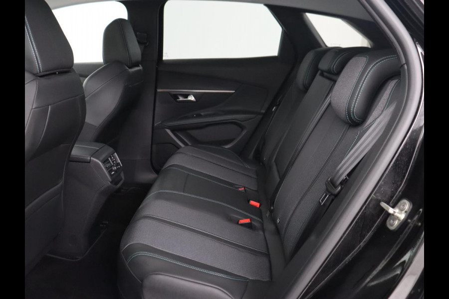 Peugeot 3008 1.6 HYbrid 225 Allure Pack | Carplay | Navigatie | Camera | Cruise Control | LED Koplampen | LMV 18 | Peugeot 3008 1.6 HYbrid 225 Allure Pack | Carplay | Navigatie | Camera | Cruise Control | LED Koplampen | LMV 18 |