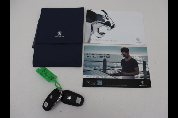 Peugeot 3008 1.6 HYbrid 225 Allure Pack | Carplay | Navigatie | Camera | Cruise Control | LED Koplampen | LMV 18 | Peugeot 3008 1.6 HYbrid 225 Allure Pack | Carplay | Navigatie | Camera | Cruise Control | LED Koplampen | LMV 18 |