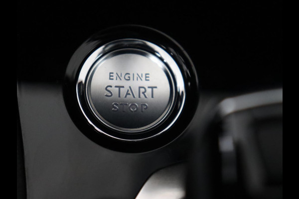 Peugeot 3008 1.6 HYbrid 225 Allure Pack | Carplay | Navigatie | Camera | Cruise Control | LED Koplampen | LMV 18 | Peugeot 3008 1.6 HYbrid 225 Allure Pack | Carplay | Navigatie | Camera | Cruise Control | LED Koplampen | LMV 18 |