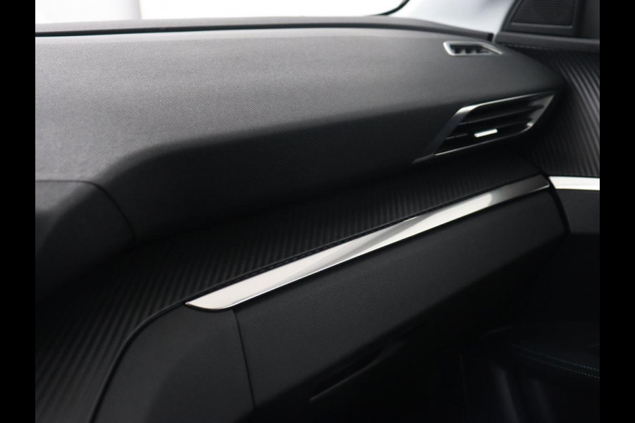 Peugeot 3008 1.6 HYbrid 225 Allure Pack | Carplay | Navigatie | Camera | Cruise Control | LED Koplampen | LMV 18 | Peugeot 3008 1.6 HYbrid 225 Allure Pack | Carplay | Navigatie | Camera | Cruise Control | LED Koplampen | LMV 18 |