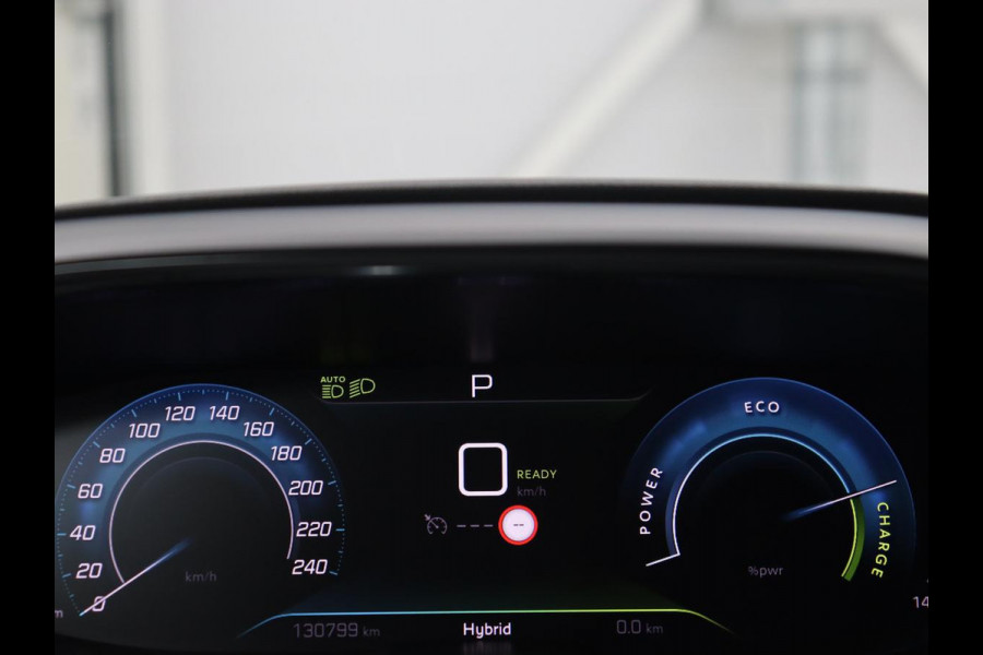 Peugeot 3008 1.6 HYbrid 225 Allure Pack | Carplay | Navigatie | Camera | Cruise Control | LED Koplampen | LMV 18 | Peugeot 3008 1.6 HYbrid 225 Allure Pack | Carplay | Navigatie | Camera | Cruise Control | LED Koplampen | LMV 18 |