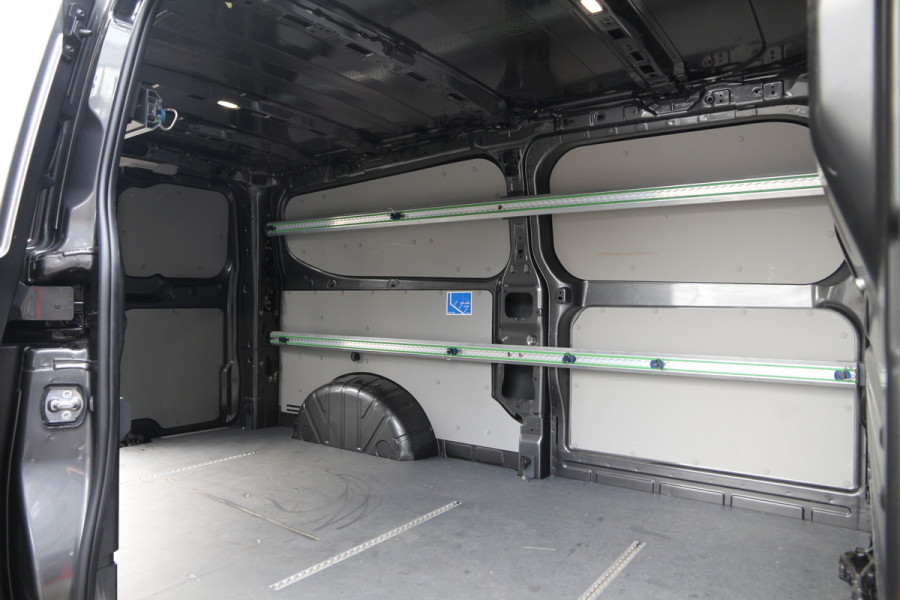 Ford Transit Custom 320 2.0 TDCI 136 | KAR-edition | L2H1 | LED | Camera | Navi | Clima.. Ford Transit Custom 320 2.0 TDCI 136 | KAR-edition | L2H1 | LED | Camera | Navi | Clima..