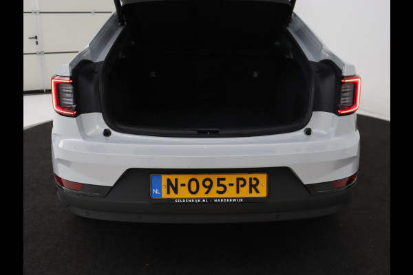 Polestar 2 Long Range Single Motor 78 kWh | Panoramadak | Harman/Kardon Audio | Carplay | Stoelverwarming | Camera | LED koplampen | LMV 19 |