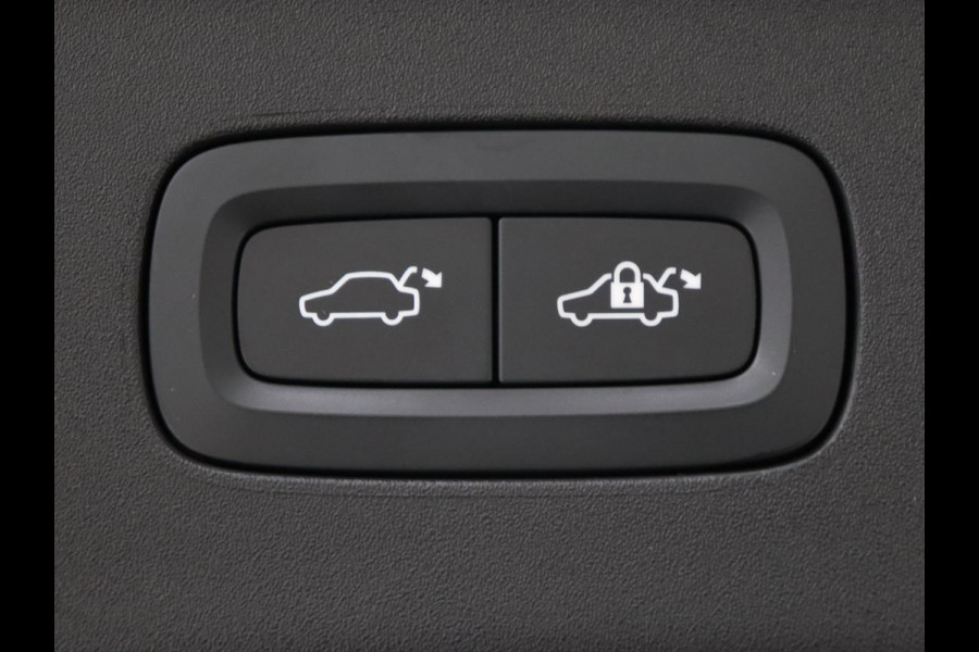 Polestar 2 Long Range Single Motor 78 kWh | Panoramadak | Harman/Kardon Audio | Carplay | Stoelverwarming | Camera | LED koplampen | LMV 19 |