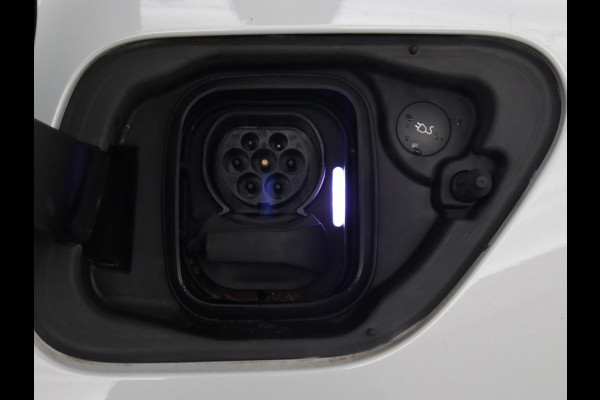 Polestar 2 Long Range Single Motor 78 kWh | Panoramadak | Harman/Kardon Audio | Carplay | Stoelverwarming | Camera | LED koplampen | LMV 19 |