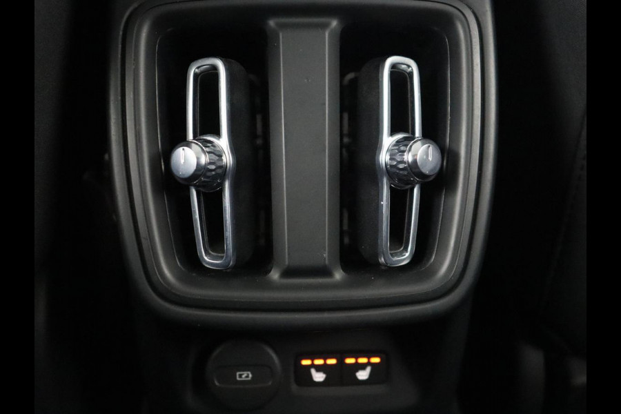 Polestar 2 Long Range Single Motor 78 kWh | Panoramadak | Harman/Kardon Audio | Carplay | Stoelverwarming | Camera | LED koplampen | LMV 19 |