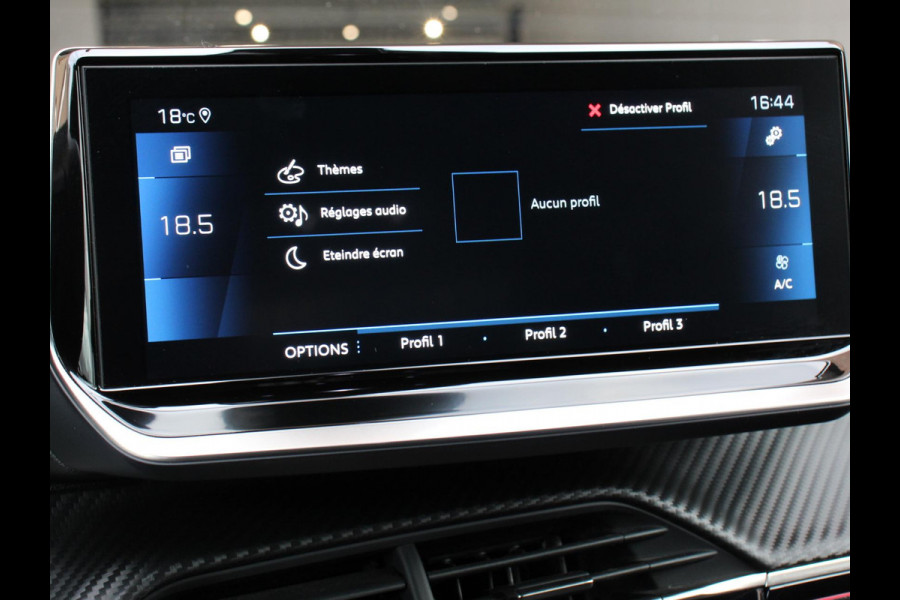 Peugeot 208 1.2 PureTech 100pk Automaat GT-Line | Navigatie | Apple Carplay/Android Auto | Airco | Parkeer sensoren | Cruise Control | Led | Lichtmetalen Velgen Peugeot 208 1.2 PureTech 100pk Automaat GT-Line | Navigatie | Apple Carplay/Android Auto | Airco | Parkeer sensoren | Cruise Control | Led | Lichtmetalen Velgen