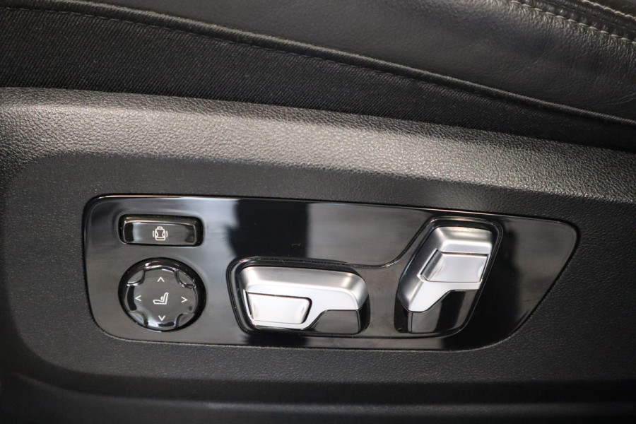 BMW X5 xDrive45e High Executive H&K Laser Pano 360 22'' HUD BMW X5 xDrive45e High Executive H&K Laser Pano 360 22'' HUD