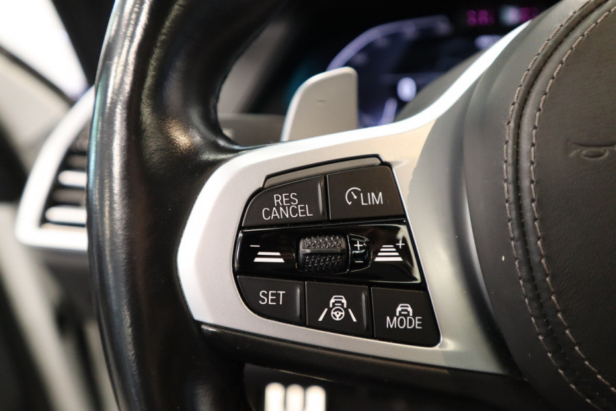 BMW X5 xDrive45e High Executive H&K Laser Pano 360 22'' HUD BMW X5 xDrive45e High Executive H&K Laser Pano 360 22'' HUD