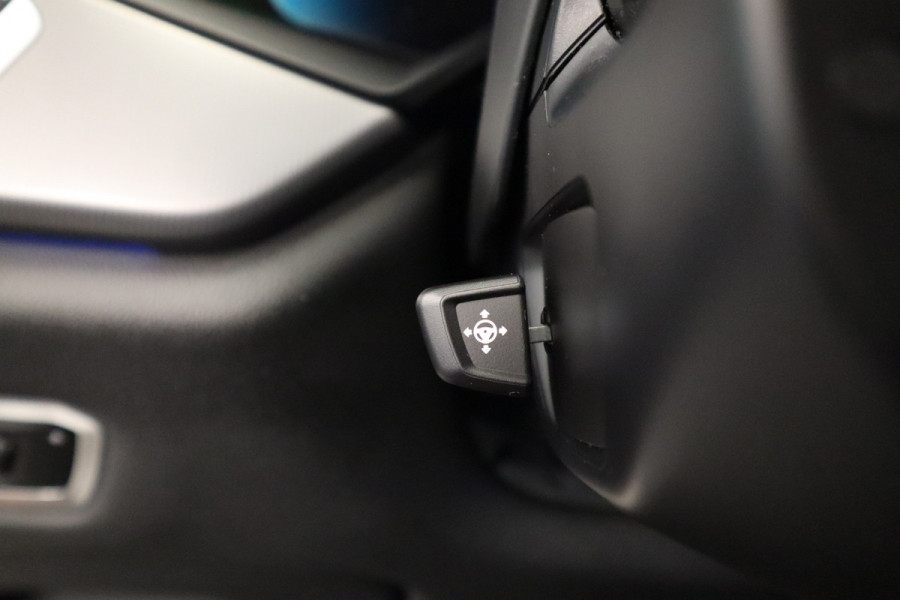 BMW X5 xDrive45e High Executive H&K Laser Pano 360 22'' HUD BMW X5 xDrive45e High Executive H&K Laser Pano 360 22'' HUD