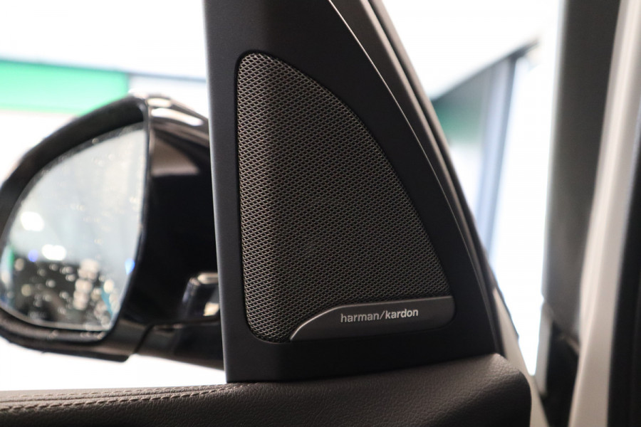 BMW X5 xDrive45e High Executive H&K Laser Pano 360 22'' HUD BMW X5 xDrive45e High Executive H&K Laser Pano 360 22'' HUD