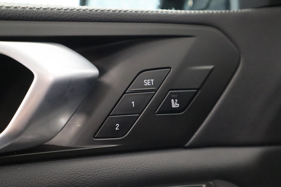 BMW X5 xDrive45e High Executive H&K Laser Pano 360 22'' HUD BMW X5 xDrive45e High Executive H&K Laser Pano 360 22'' HUD