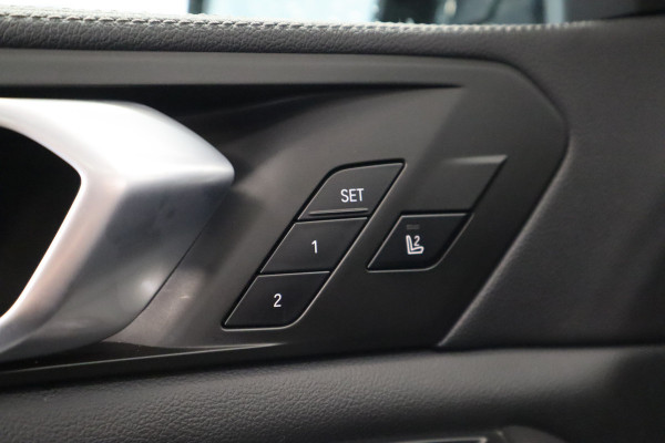 BMW X5 xDrive45e High Executive H&K Laser Pano 360 22'' HUD BMW X5 xDrive45e High Executive H&K Laser Pano 360 22'' HUD