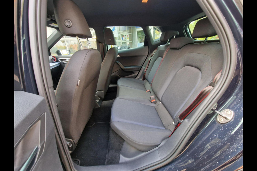 Seat Arona 1.5 TSI EVO FR Business Intense Plus|DSG|Trekhaak|LED|Camera|150PK|