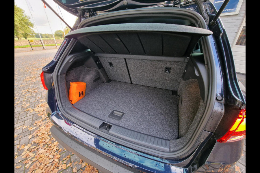 Seat Arona 1.5 TSI EVO FR Business Intense Plus|DSG|Trekhaak|LED|Camera|150PK|