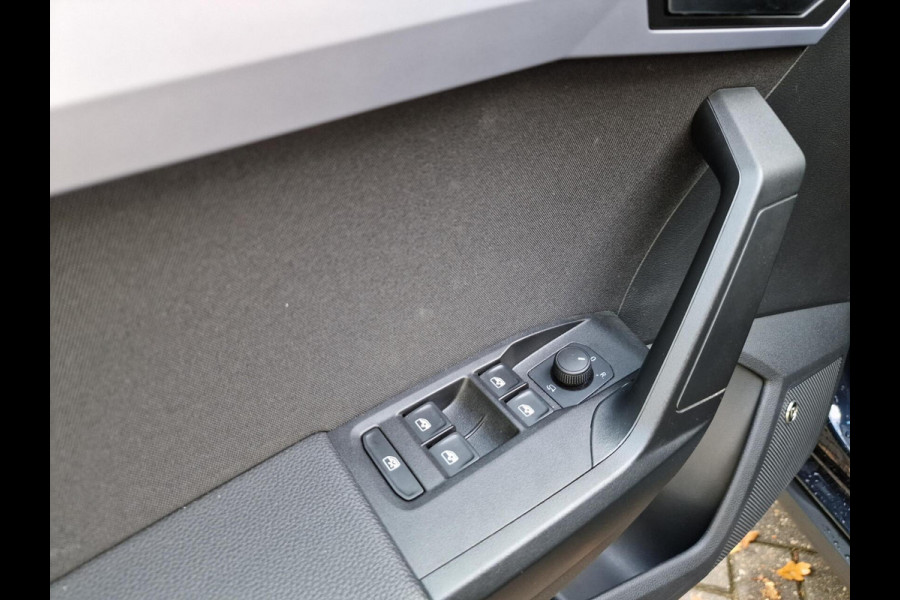 Seat Arona 1.5 TSI EVO FR Business Intense Plus|DSG|Trekhaak|LED|Camera|150PK|